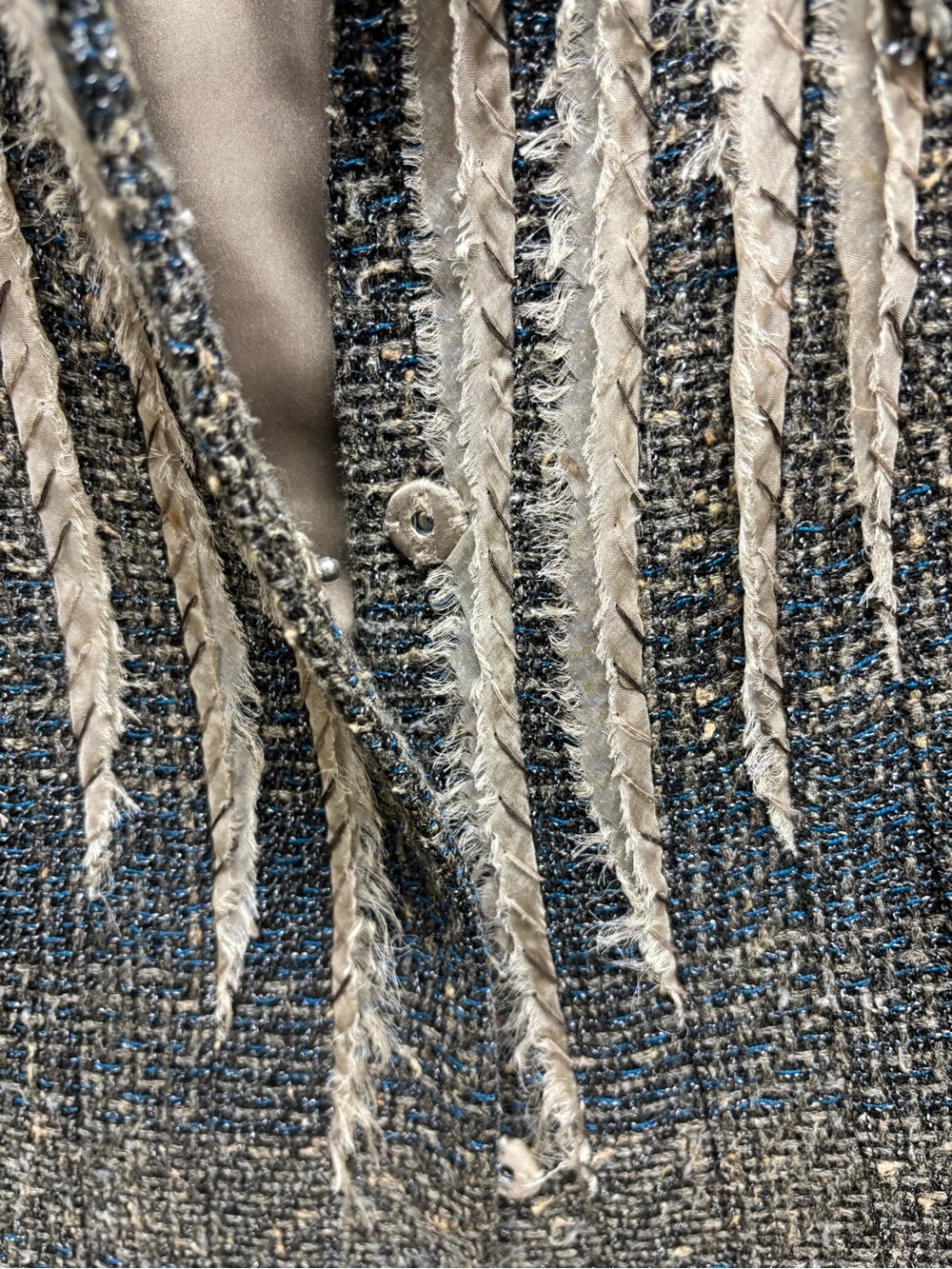 Elie Tahari Blue & Gray Tweed Fringe Collar Blazer - Picture 3 of 6